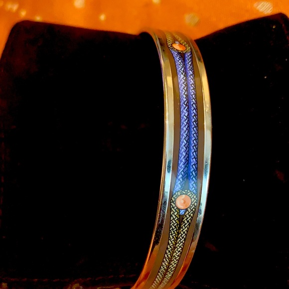 HERMÈS bangle. Fits small or medium wrist. - Picture 2 of 2
